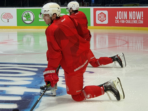 Morning Skate der Rotjacken im Palaz Sportu