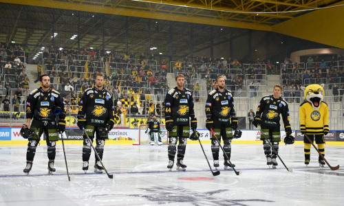 Der HC Pustertal im ERöffnungsspiel der Intercable Arena