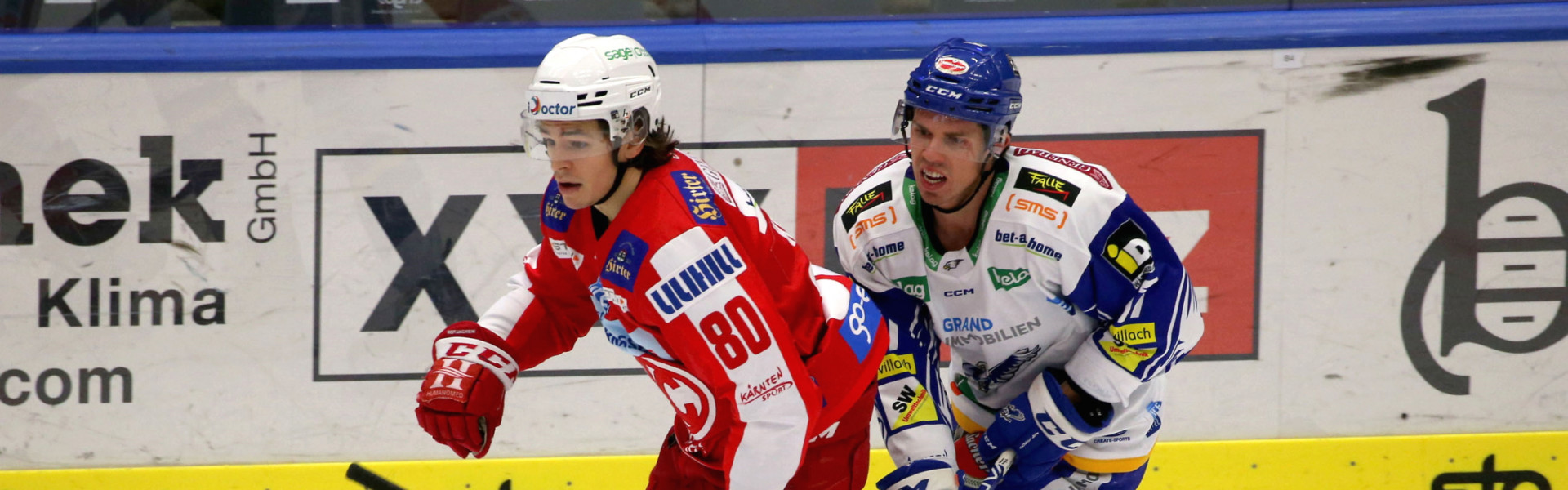 Niki Kraus erzielte am Donnerstag seinen bereits dritten Treffer in einem Auswärtsspiel 2021/22, nur vier Kaderspieler des EC-KAC schrieben in der Fremde öfter an.