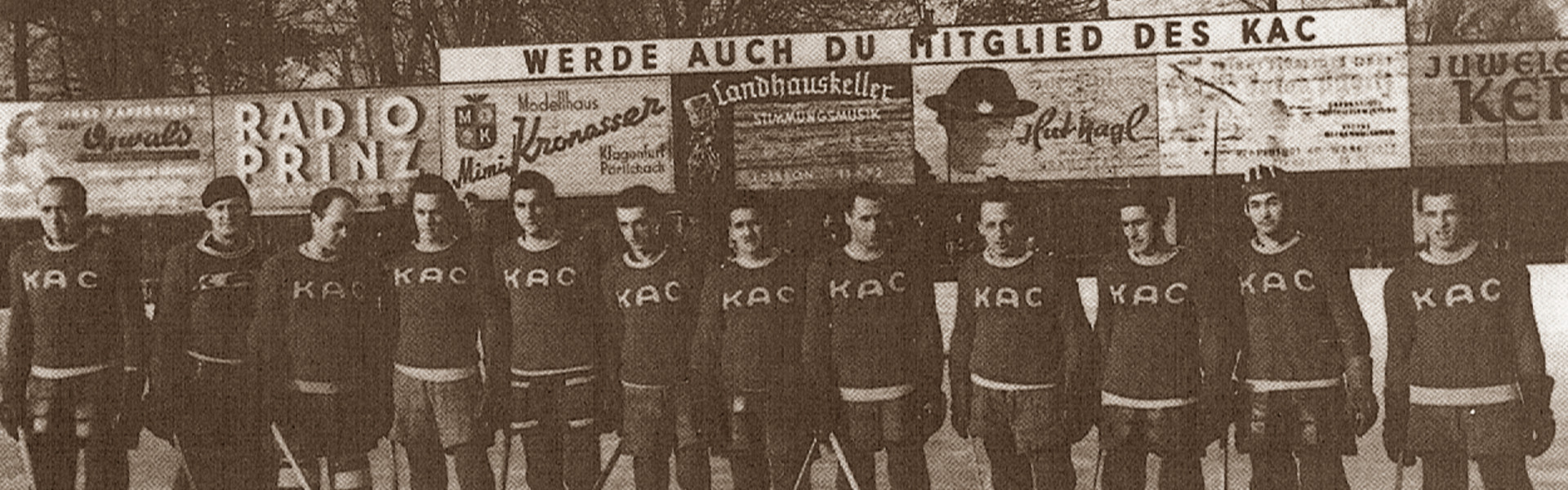 Otto Seebacher (Vierter von links) in seiner Debütsaison in der KAC-Kampfmannschaft, 1949/50
