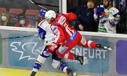 Manuel Ganahl und die Rotjacken verteidigen am Dienstag eine stolze Serie von 14 Heimsiegen gegen Villach hintereinander