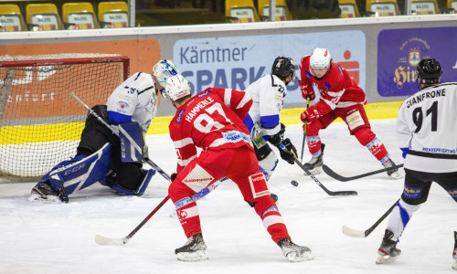 Der Goalie und das kanadische Stürmerduo der Wipptal Broncos standen dem EC-KAC Future Team zum Auftakt der Qualifikationsrunde im Weg