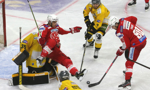 Die Rotjacken gastieren am Freitag zum zweiten Mal heuer in der Intercable Arena in Brunico/Bruneck