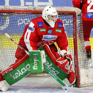 Goalie Val Usnik schrammte in seinem ersten Heimspiel in der Kampfmannschaft nur knapp am Shutout vorbei