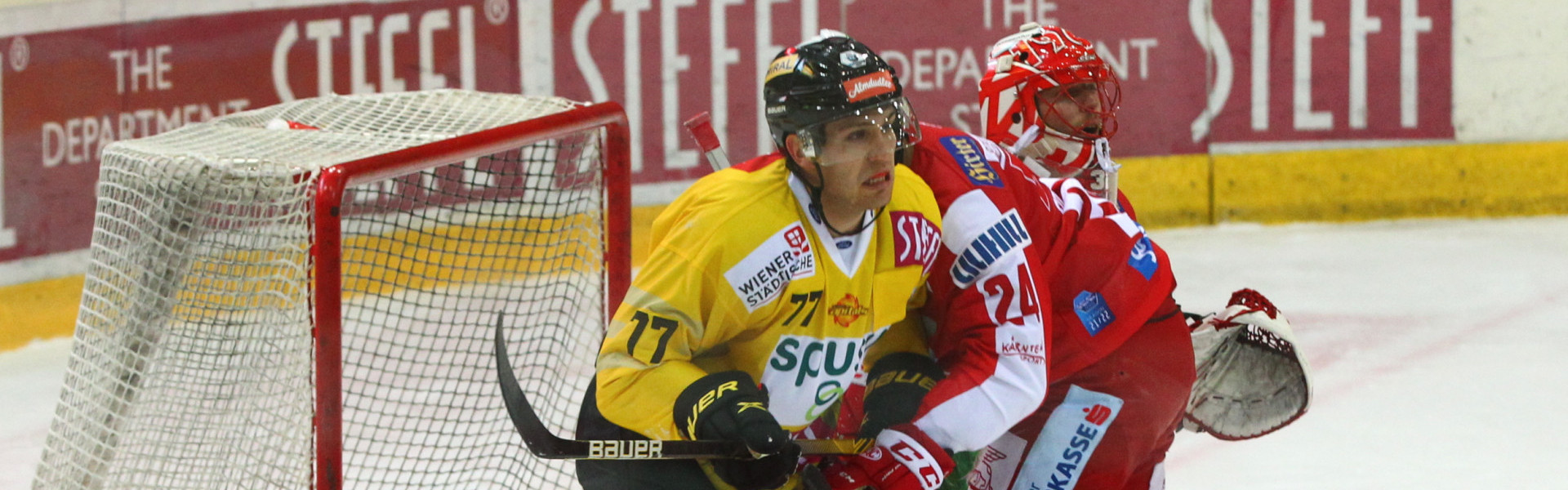 Defensivstarke Rotjacken eröffneten die Viertelfinalserie am Mittwoch mit einem Auswärtssieg in Wien