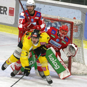 David Maier wurde am Dienstag erstmals seit 20 Partien wieder als Verteidiger aufgeboten David Maier wurde am Dienstag erstmals seit 20 Partien wieder als Verteidiger aufgeboten