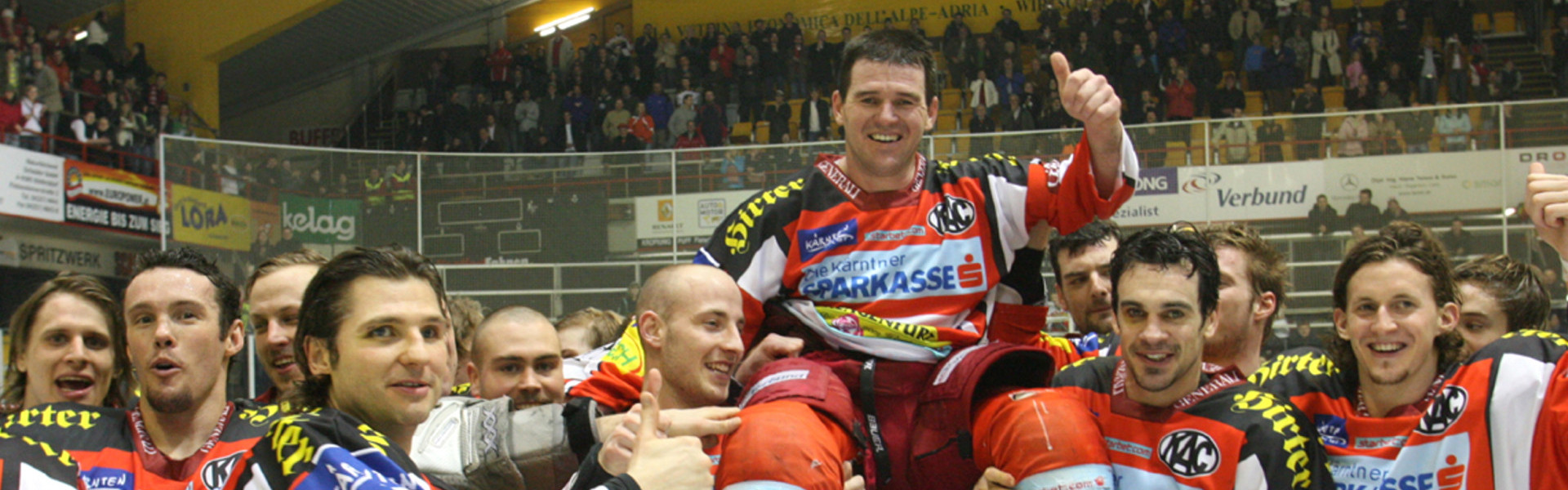 Mario Schaden beendete im März 2007 nach 17 Jahren in der Kampfmannschaft des EC-KAC seine aktive Karriere