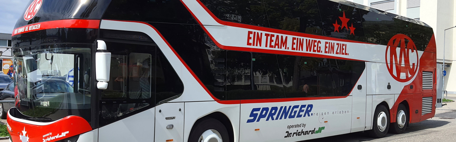 Die Rotjacken bestreiten in den kommenden vier Tagen zwei Testspiele in Deutschland