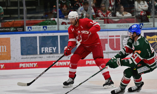 Der EC-KAC musste sich am Freitagabend im Testspiel bei DEL-Klub Augsburg knapp geschlagen geben