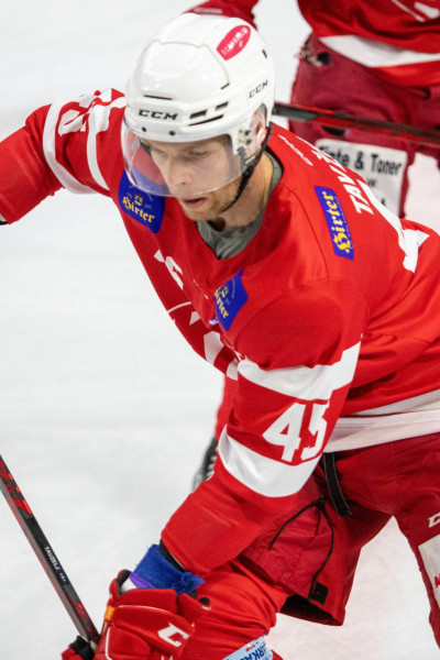 Routinier Andrej Tavželj führt die jungen Rotjacken als Kapitän in die AHL-Saison 2022/23