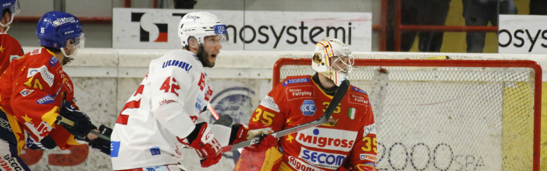 Rok Tičar verlängerte seinen Scoring Streak auch in Asiago, er punktete bislang in jedem Saisonspiel