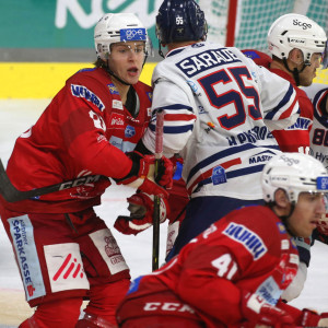 Finn van Ee bildete wieder den vierten Angriffsblock mit Luka Gomboc und Fabian Hochegger an den Flügeln Finn van Ee bildete wieder den vierten Angriffsblock mit Luka Gomboc und Fabian Hochegger an den Flügeln