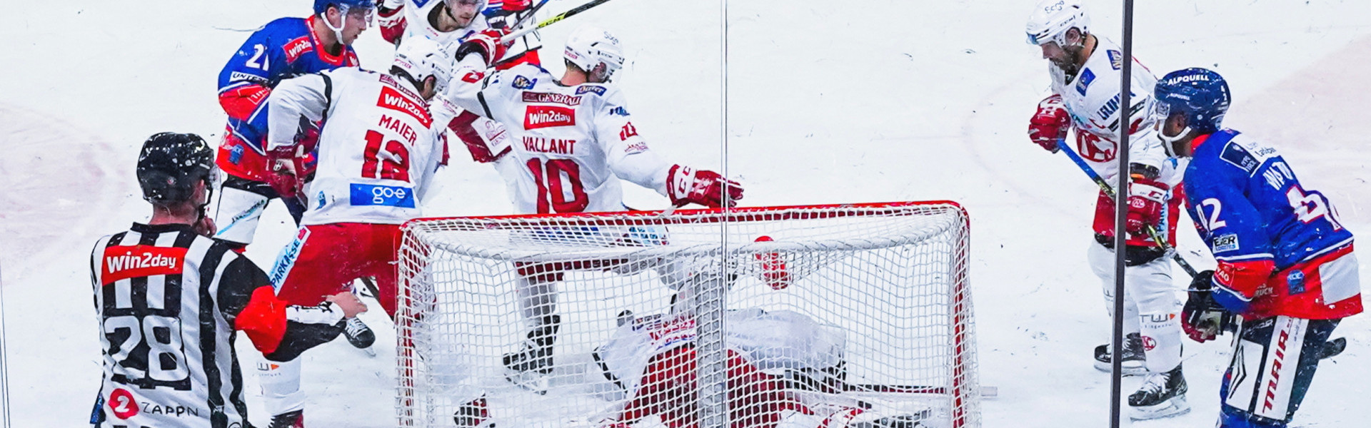 Der HC Innsbruck konnte das erste Saisonduell mit den Rotjacken mit 5:2 für sich entscheiden