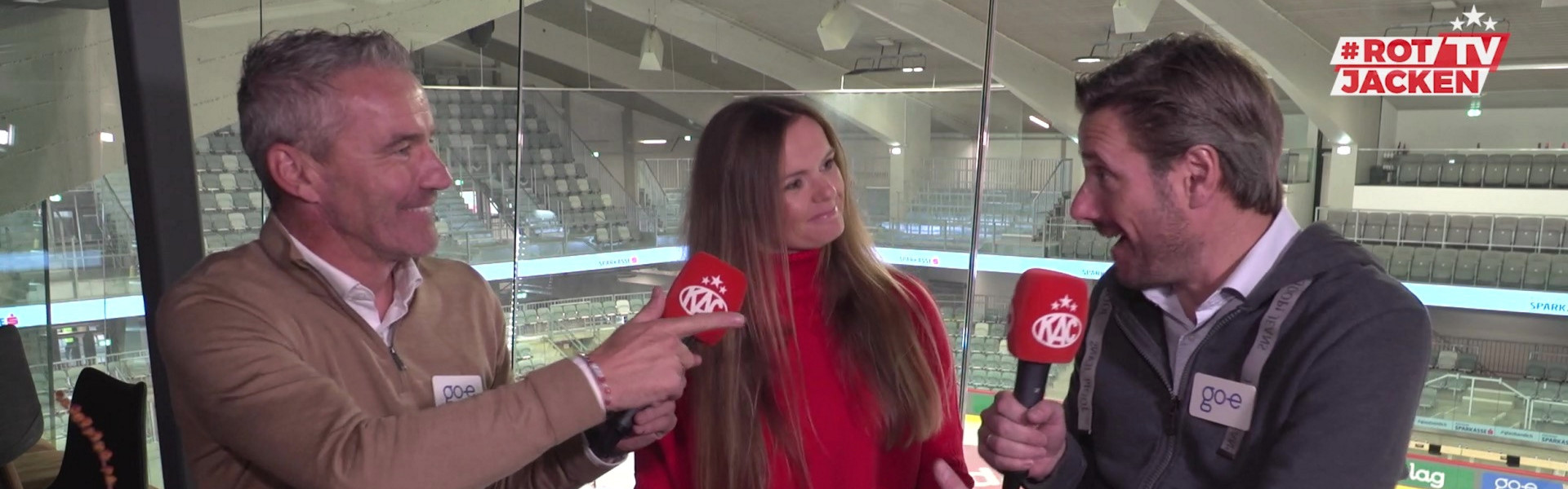 Nicole Weiss von den Regionalmedien Kärnten stellt im Magazin das Saisonheft Klagenfurter Jungs vor