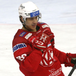 Luka Gomboc erzielte gegen die Vienna Capitals seinen ersten Treffer in der KAC-Kampfmannschaft Luka Gomboc erzielte gegen die Vienna Capitals seinen ersten Treffer in der KAC-Kampfmannschaft