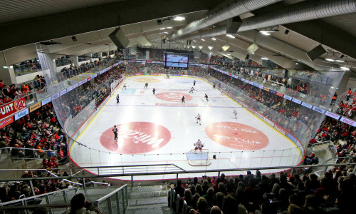 37.305 Fans kamen zu den ersten zehn Heimspielen der Rotjacken in der Heidi Horten-Arena
