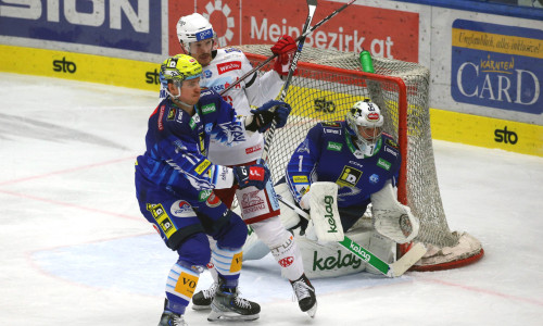 Trotz zahlreicher Ausfälle holte der EC-KAC am Freitagabend im Auswärtsspiel in Villach einen Zähler