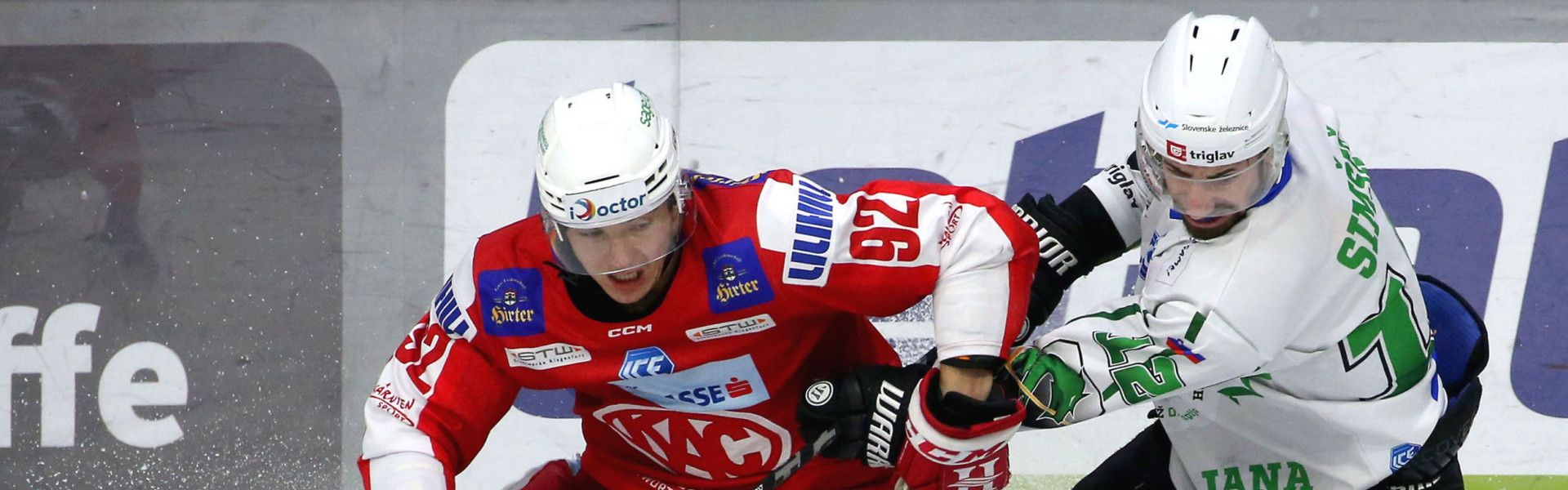 Clemens Unterweger (KAC) gegen Nik Simšič (HKO)