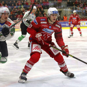 Eigenbauspieler Finn van Ee punktete im dritten Spiel in Folge Eigenbauspieler Finn van Ee punktete im dritten Spiel in Folge