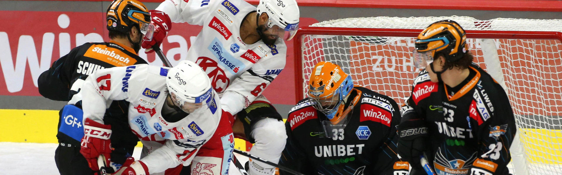 Im ersten Saisonspiel in der Heidi Horten-Arena setzten sich die Black Wings Linz gegen den EC-KAC mit 5:3 durch