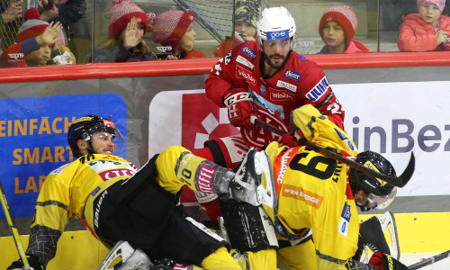 Steven Strong und die Rotjacken behielten im ersten Saisonduell mit den Vienna Capitals in der Heidi Horten-Arena mit 5:2 die Oberhand