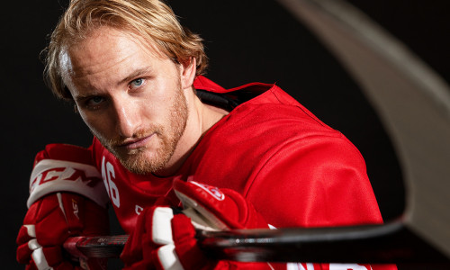 Johannes Bischofberger steht im Finale der Wahl zum Kärntner Eishockey-Superstar 2023