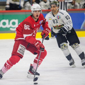 Verteidiger Christoph Tialler verbuchte gegen Meran/o zwei Torvorlagen Verteidiger Christoph Tialler verbuchte gegen Meran/o zwei Torvorlagen