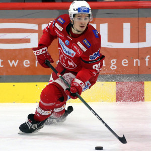 Niki Kraus konnte sich nach 38 torlosen Partien wieder über einen Treffer freuen und krönte damit seine starke Leistung Niki Kraus konnte sich nach 38 torlosen Partien wieder über einen Treffer freuen und krönte damit seine starke Leistung