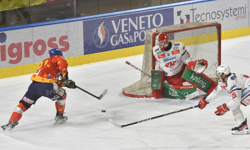 Goalie Florian Vorauer war bei seinem Saisondebüt trotz fünf Gegentreffern ein guter Rückhalt