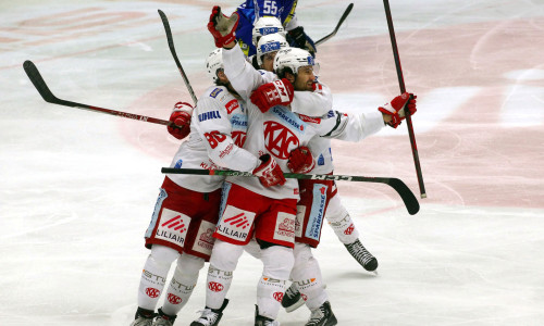 Marcel Witting schoss den EC-KAC in der Verlängerung von Spiel fünf ins Halbfinale