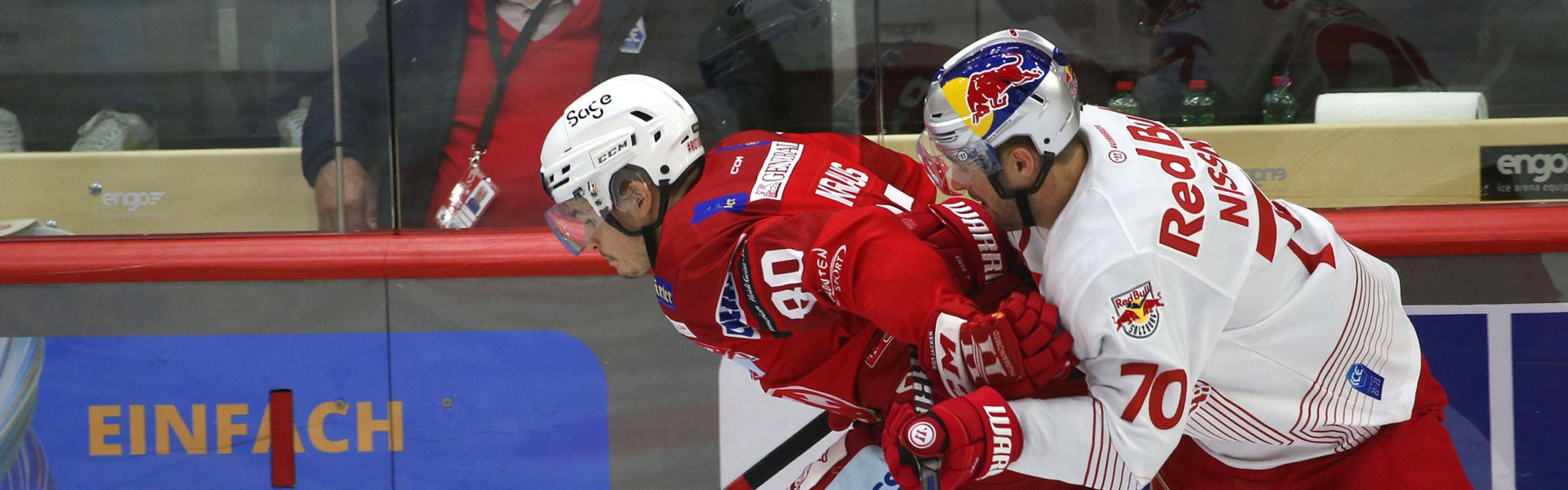 Niki Kraus und die Rotjacken treten am Sonntagabend erstmals in der laufenden Halbfinalserie gegen Meister Salzburg vor eigenem Publikum an