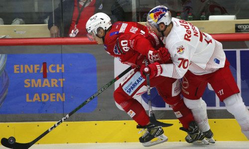 Niki Kraus und die Rotjacken treten am Sonntagabend erstmals in der laufenden Halbfinalserie gegen Meister Salzburg vor eigenem Publikum an