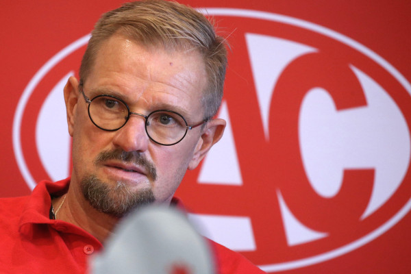 Petri Matikainen bei der Saisoneröffnungs-Pressekonferenz im August 2021 Petri Matikainen bei der Saisoneröffnungs-Pressekonferenz im August 2021