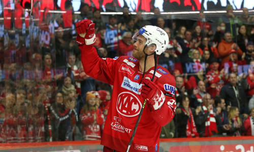 Im Herbst vor 30(!) Jahren schloss sich Thomas Hundertpfund als Bambini-Spieler dem EC-KAC an