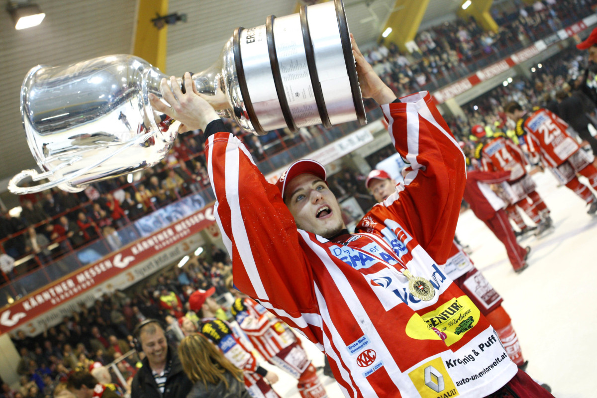 Raphael Herburger wurde mit dem EC-KAC 2009 und 2023 EBEL-Meister