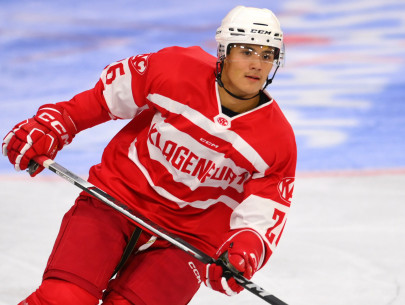 Der 17-jährige Oliver Lam ersetze kurzfristig den erkrankten Niki Kraus und löste diese Aufgabe sehr gut Der 17-jährige Oliver Lam ersetze kurzfristig den erkrankten Niki Kraus und löste diese Aufgabe sehr gut