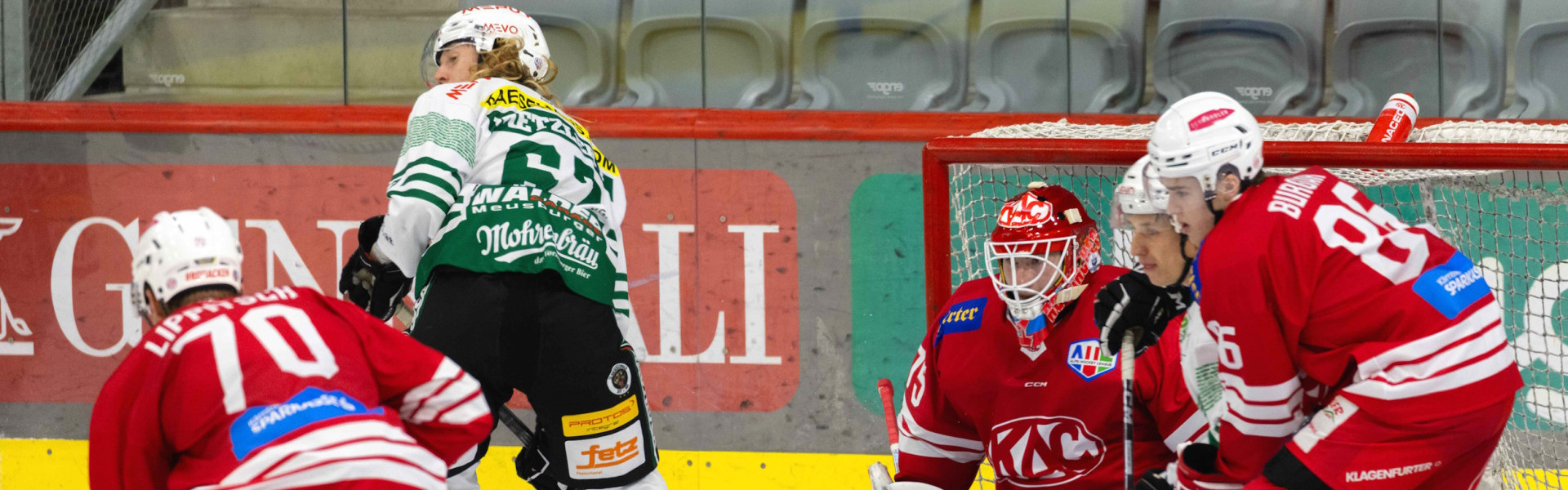 Gestützt auf einen starken Ralf Kropiunig im Tor gewann das EC-KAC Future Team sein erstes Heimspiel der neuen AHL-Saison