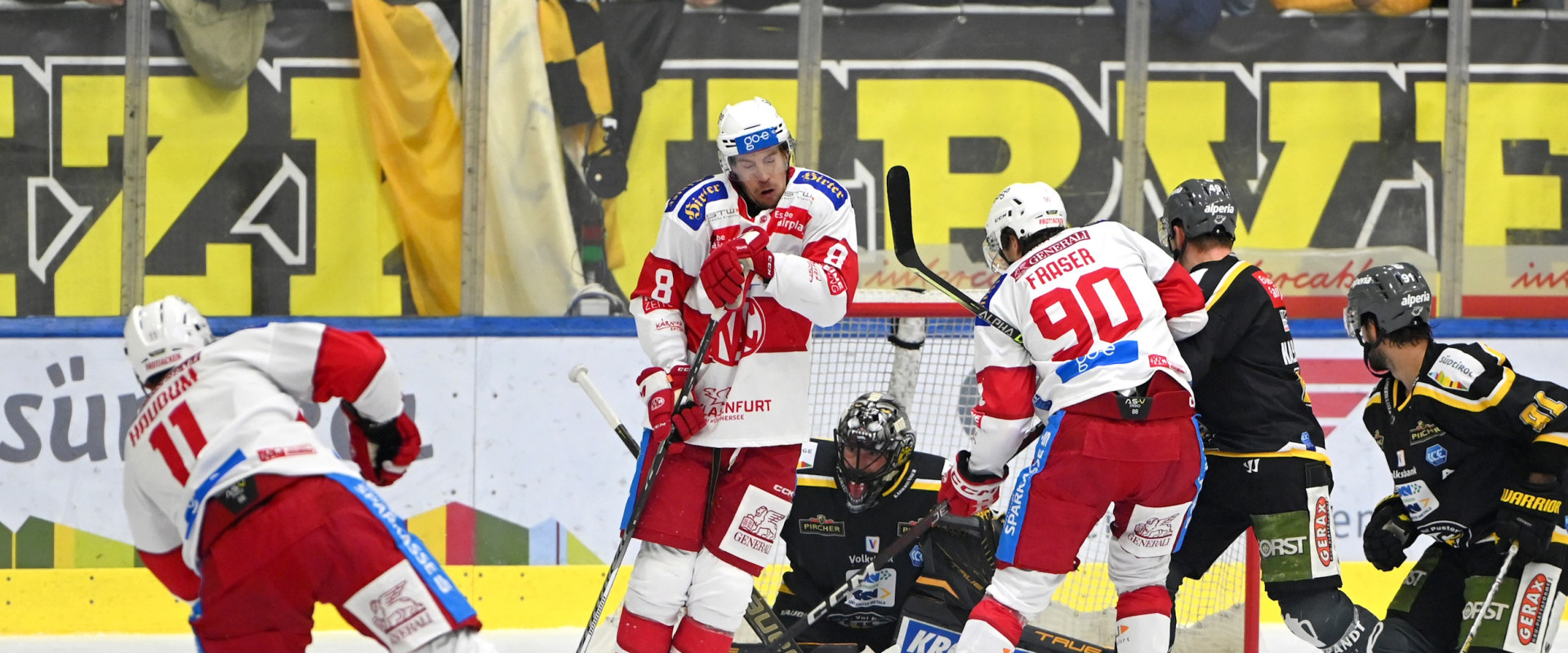 Nach drei Siegen gegen den HC Pustertal in Serie zogen die Rotjacken am Dienstag erstmals wieder den Kürzeren