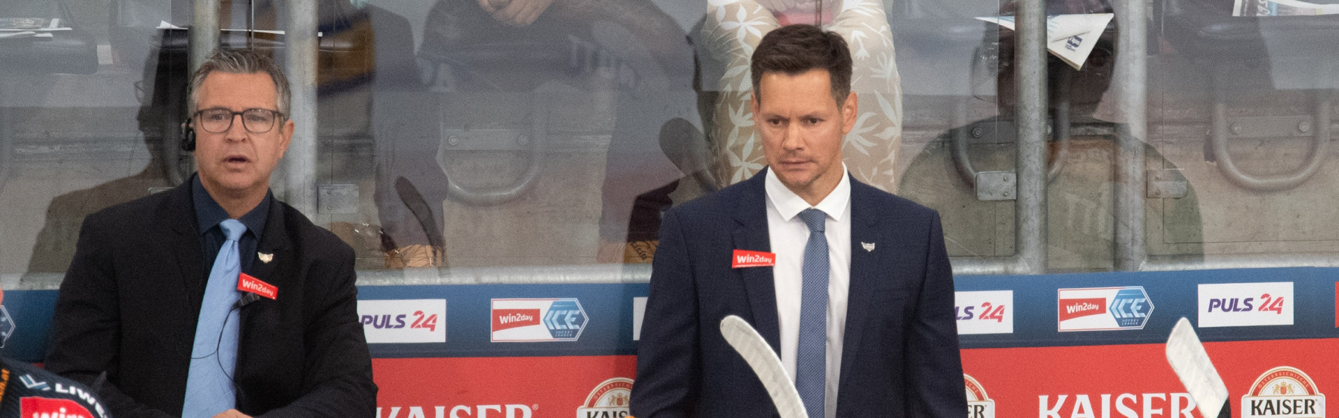 Klubikone Philipp Lukas steht in seiner zweiten Saison als Head Coach der Black Wings Linz