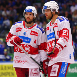 Manuel Ganahl sorgte nach feiner Vorlage von Thomas Hundertpfund für den zweiten KAC-Treffer in dieser Begegnung