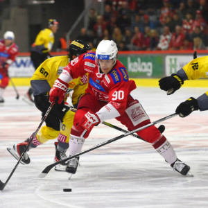 Stürmer Matt Fraser traf erneut und punktete damit nun in fünf der letzten sechs Spiele Stürmer Matt Fraser traf erneut und punktete damit nun in fünf der letzten sechs Spiele