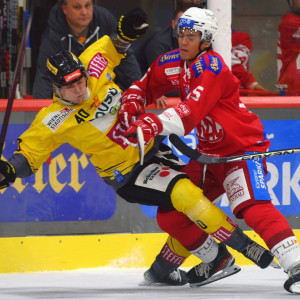 Der 17-jährige Oliver Lam bot mit seiner agilen Sturmformation erneut eine gute Leistung Der 17-jährige Oliver Lam bot mit seiner agilen Sturmformation erneut eine gute Leistung