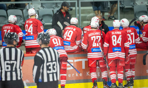 Das Future Team des EC-KAC war im Auswärtsspiel in Jesenice chancenlos und unterlag mit 1:7