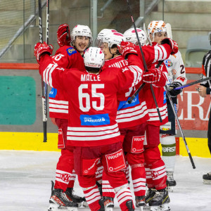 Nur ein Mal hatten die Klagenfurter am Donnerstag Grund für Jubel: Stefan Klassek erzielte in der 26. Minute den zwischenzeitlichen Ausgleich zum 1:1 Nur ein Mal hatten die Klagenfurter am Donnerstag Grund für Jubel: Stefan Klassek erzielte in der 26. Minute den zwischenzeitlichen Ausgleich zum 1:1