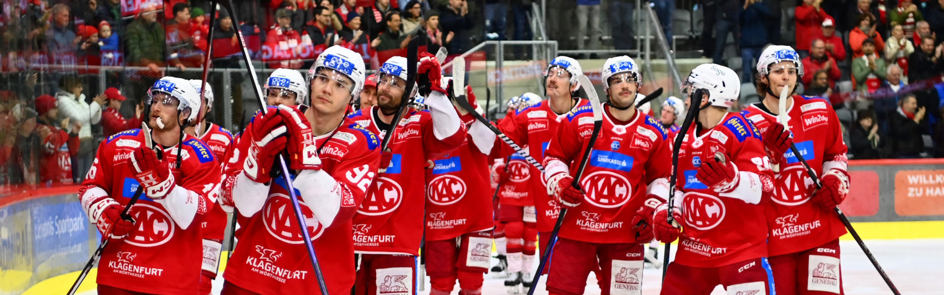 Die Rotjacken feierten am Sonntag ihren höchsten Sieg gegen Salzburg seit dem Ligaeinstieg der Mozartstädter