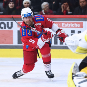 Topscorer Jan Muršak erzielte im Heimspiel gegen den HC Pustertal den einzigen Treffer der Rotjacken