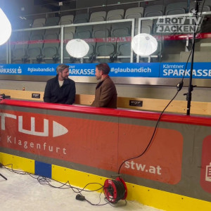 Auf der Spielerbank der Rotjacken führte Marc Brabant das finale Interview, in dem Thomas Koch seine Eindrücke von diesem Abend schilderte