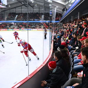 Die Rotjacken konnten sich einmal mehr über ein volles Haus freuen, zum sechsten Mal in Folge waren sämtliche aufgelegte Tickets vergriffen