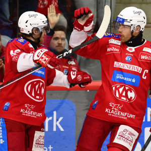 Auf Vorlage von Johannes Bischofberger erzielte Thomas Hundertpfund den ersten Treffer im Spiel Auf Vorlage von Johannes Bischofberger erzielte Thomas Hundertpfund den ersten Treffer im Spiel