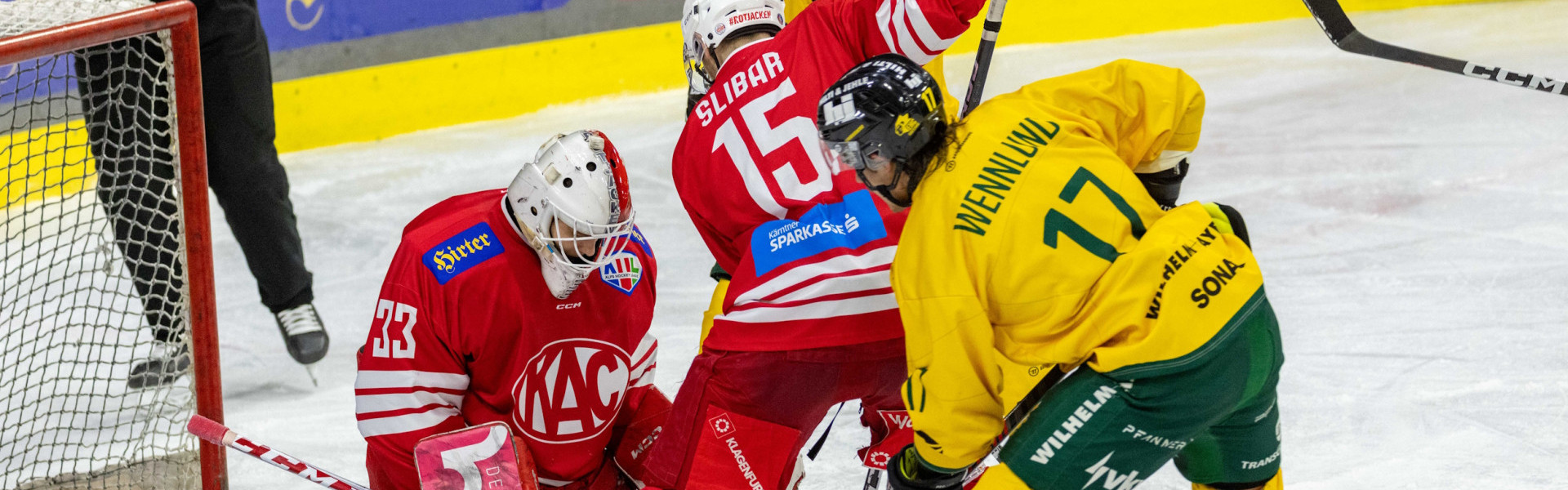 Gestützt auf einen großartigen Florian Vorauer kamen die jungen Rotjacken zu einem 3:1-Heimsieg gegen den EHC Lustenau